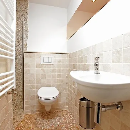 Hotel na wodzie Dreamtime Houseboat *